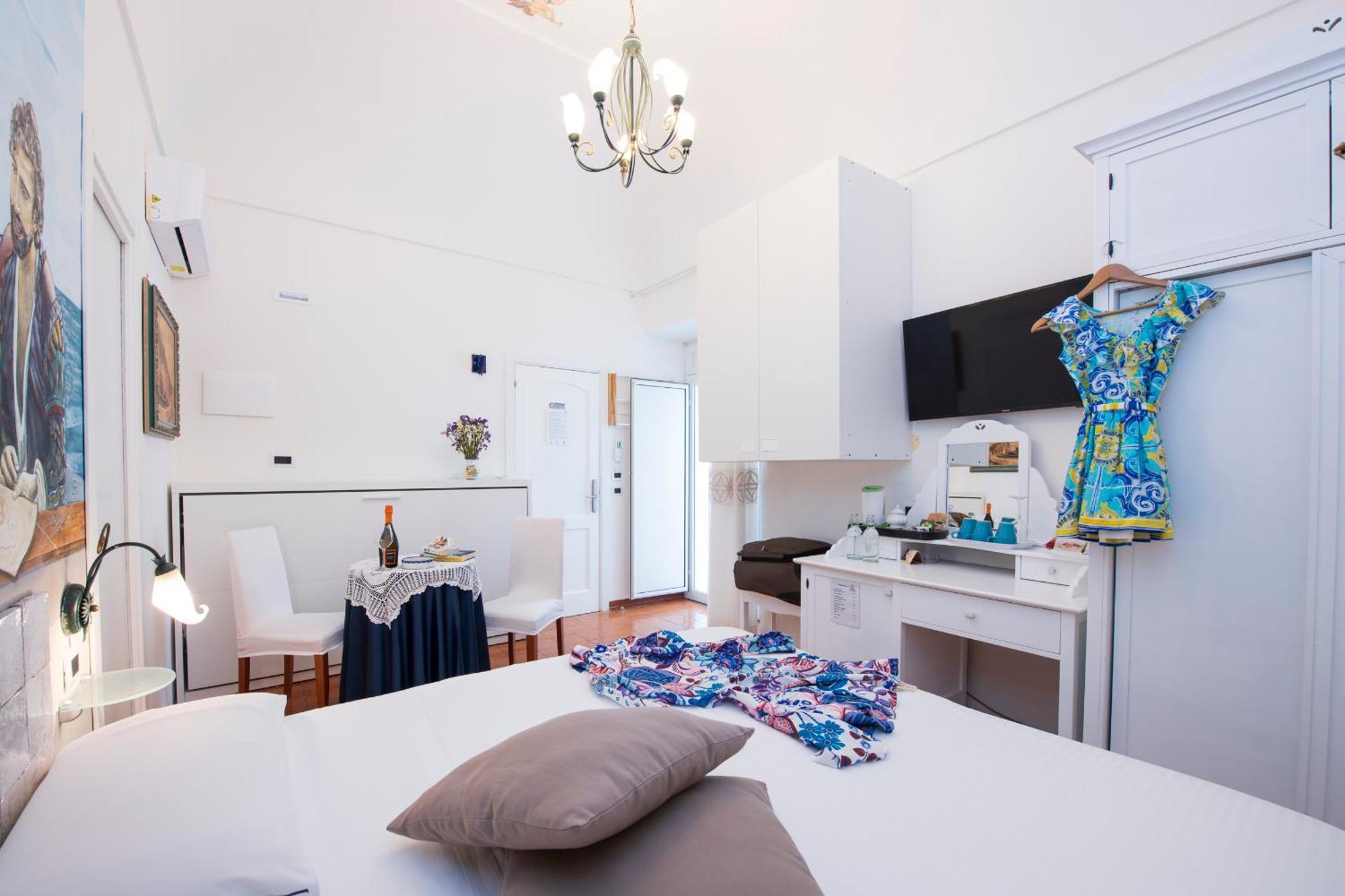 Aparthotel Antica Repubblica In Center At 100mt From The Sea Amalfi